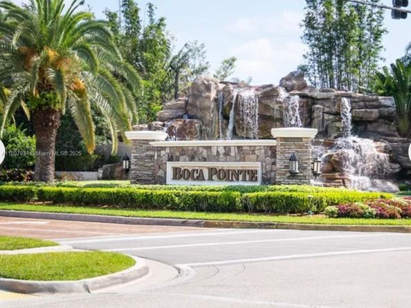 6500 Via Regina 8, Boca Raton FL 33433