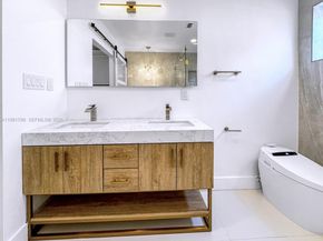 2101 N 56th Ave, Hollywood FL 33021