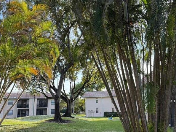 Undisclosed Address #A11922728, Boca Raton FL 33433