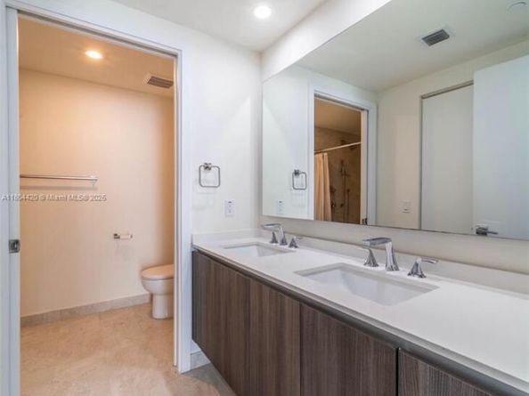 488 NE 18TH 2703, Miami FL 33132