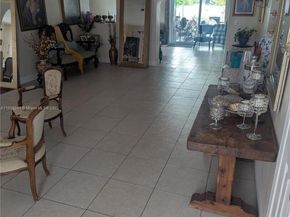 4720 NW 179th St, Miami Gardens FL 33055