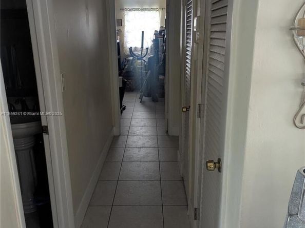 4720 NW 179th St, Miami Gardens FL 33055