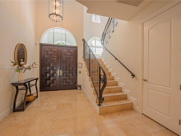 5815 SW 27th St, Miami FL 33155