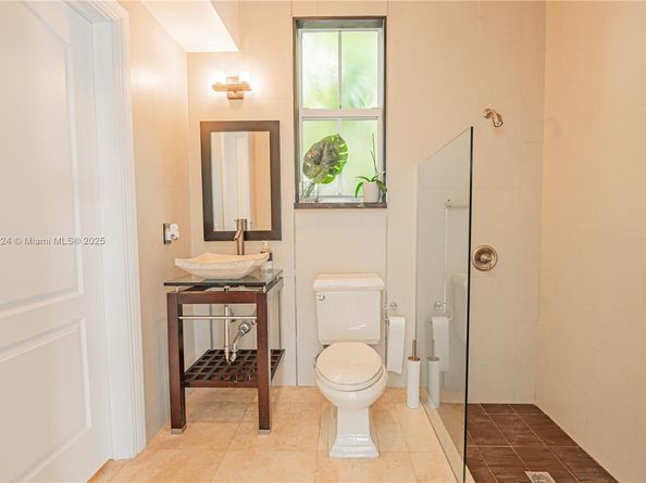 5815 SW 27th St, Miami FL 33155