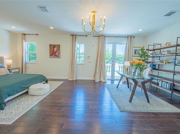 5815 SW 27th St, Miami FL 33155