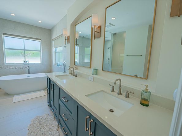 5815 SW 27th St, Miami FL 33155