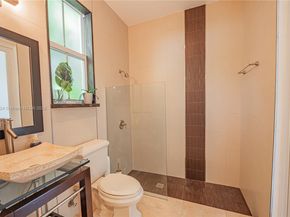 5815 SW 27th St, Miami FL 33155