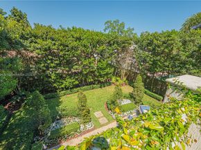 5815 SW 27th St, Miami FL 33155