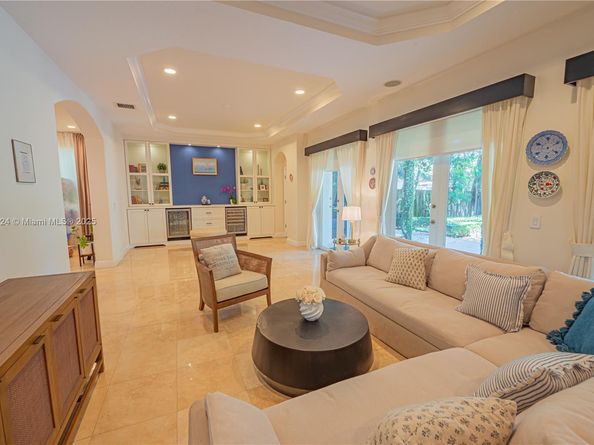 5815 SW 27th St, Miami FL 33155