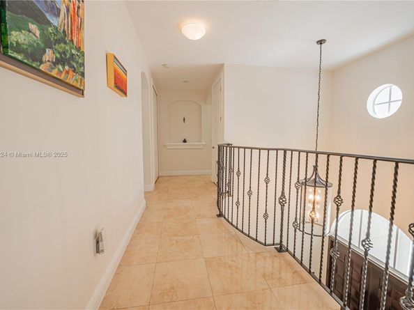 5815 SW 27th St, Miami FL 33155