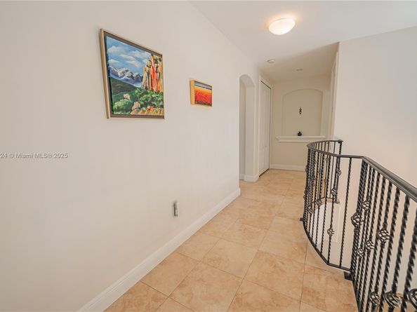 5815 SW 27th St, Miami FL 33155