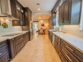 5815 SW 27th St, Miami FL 33155