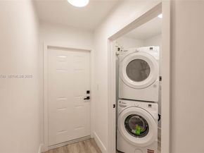 3180 NW 2nd St, Miami FL 33125