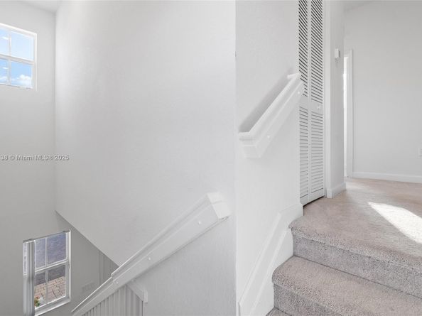 2405 NW 131st Cir, Miami FL 33167