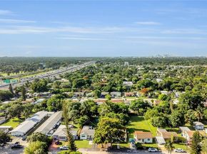 2851 Washington St, Hollywood FL 33020
