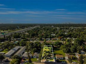 2851 Washington St, Hollywood FL 33020