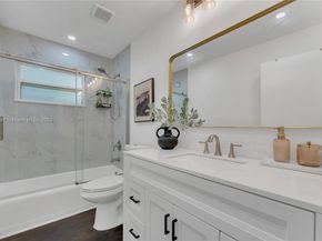 2851 Washington St, Hollywood FL 33020