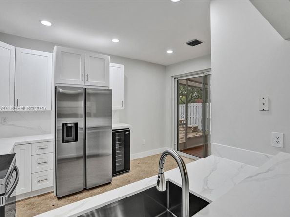 4120 Fern Forest Rd, Cooper City FL 33026