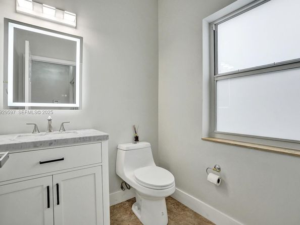 4120 Fern Forest Rd, Cooper City FL 33026