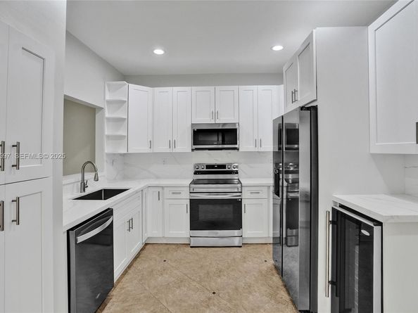 4120 Fern Forest Rd, Cooper City FL 33026