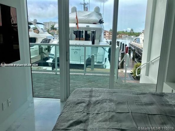 400 Sunny Isles Blvd 103, Sunny Isles Beach FL 33160