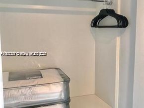 400 Sunny Isles Blvd 103, Sunny Isles Beach FL 33160