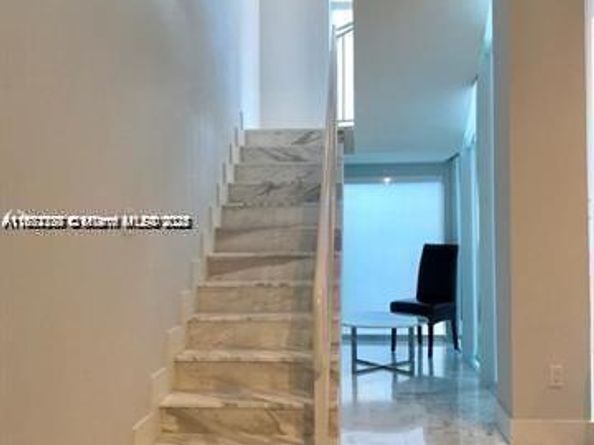 400 Sunny Isles Blvd 103, Sunny Isles Beach FL 33160
