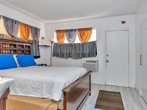 19000 NE 3rd Ct 405, Miami FL 33179
