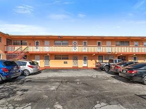 19000 NE 3rd Ct 405, Miami FL 33179