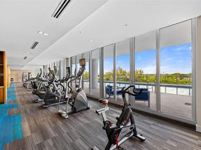 1180 N Federal Hwy 1102, Fort Lauderdale FL 33304