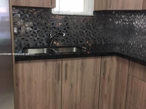 8205 Lake Dr 204, Doral FL 33166