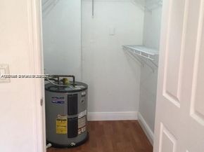 8205 Lake Dr 204, Doral FL 33166