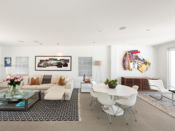 302 W San Marino Dr, Miami Beach FL 33139