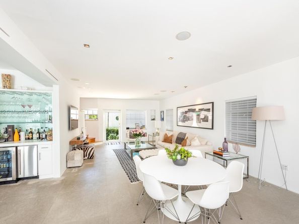 302 W San Marino Dr, Miami Beach FL 33139