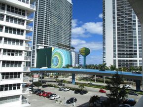 1825 S Ocean Dr 505, Hallandale Beach FL 33009