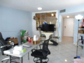 1825 S Ocean Dr 505, Hallandale Beach FL 33009