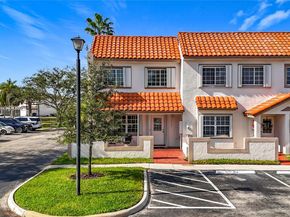 9521 NW 42nd St, Sunrise FL 33351