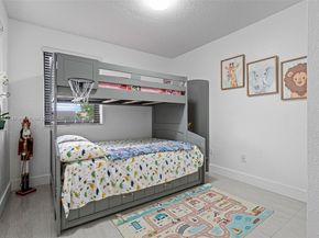 8705 NW 150th Ter, Miami Lakes FL 33018
