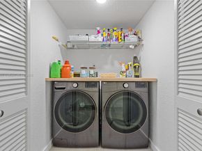 8705 NW 150th Ter, Miami Lakes FL 33018
