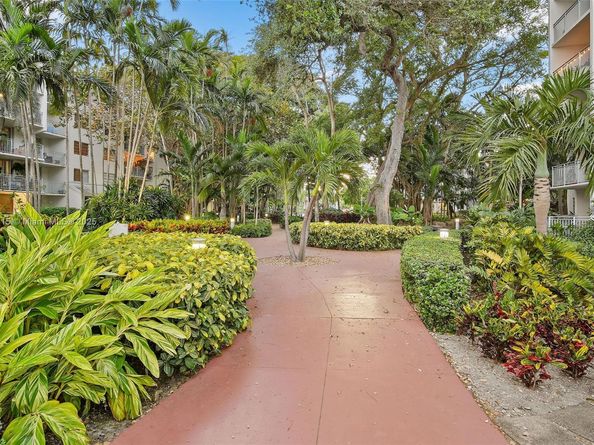 650 NE 64th St GPH7, Miami FL 33138