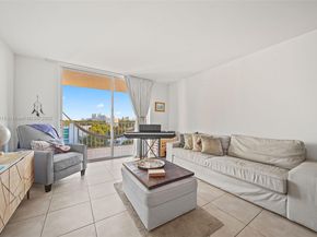 650 NE 64th St GPH7, Miami FL 33138