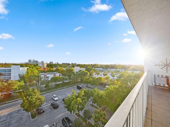 650 NE 64th St GPH7, Miami FL 33138