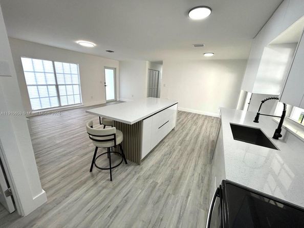 14211 SW 286th St, Homestead FL 33033