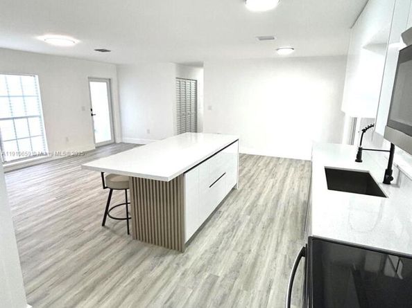 14211 SW 286th St, Homestead FL 33033