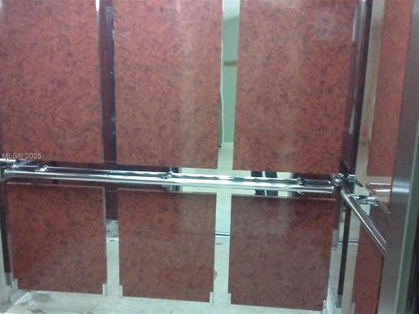 1300 St Charles Pl 311, Pembroke Pines FL 33026