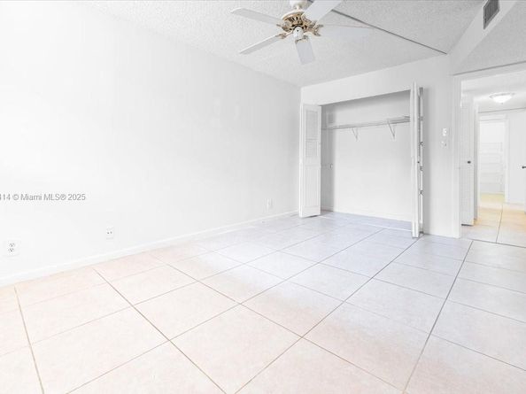3100 N Pine Island Rd 305, Sunrise FL 33351