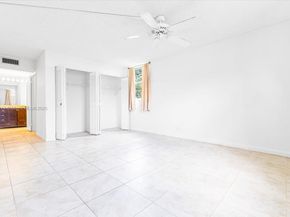 3100 N Pine Island Rd 305, Sunrise FL 33351