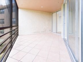 3100 N Pine Island Rd 305, Sunrise FL 33351