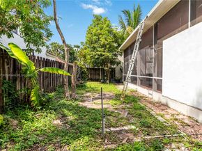 1958 NW 100th Ave, Pembroke Pines FL 33024
