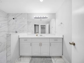 6637 NW 181st Ln, Hialeah FL 33015